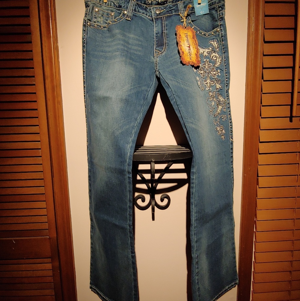 Trinty Ranch High Design Jeans - Picture 4 of 7